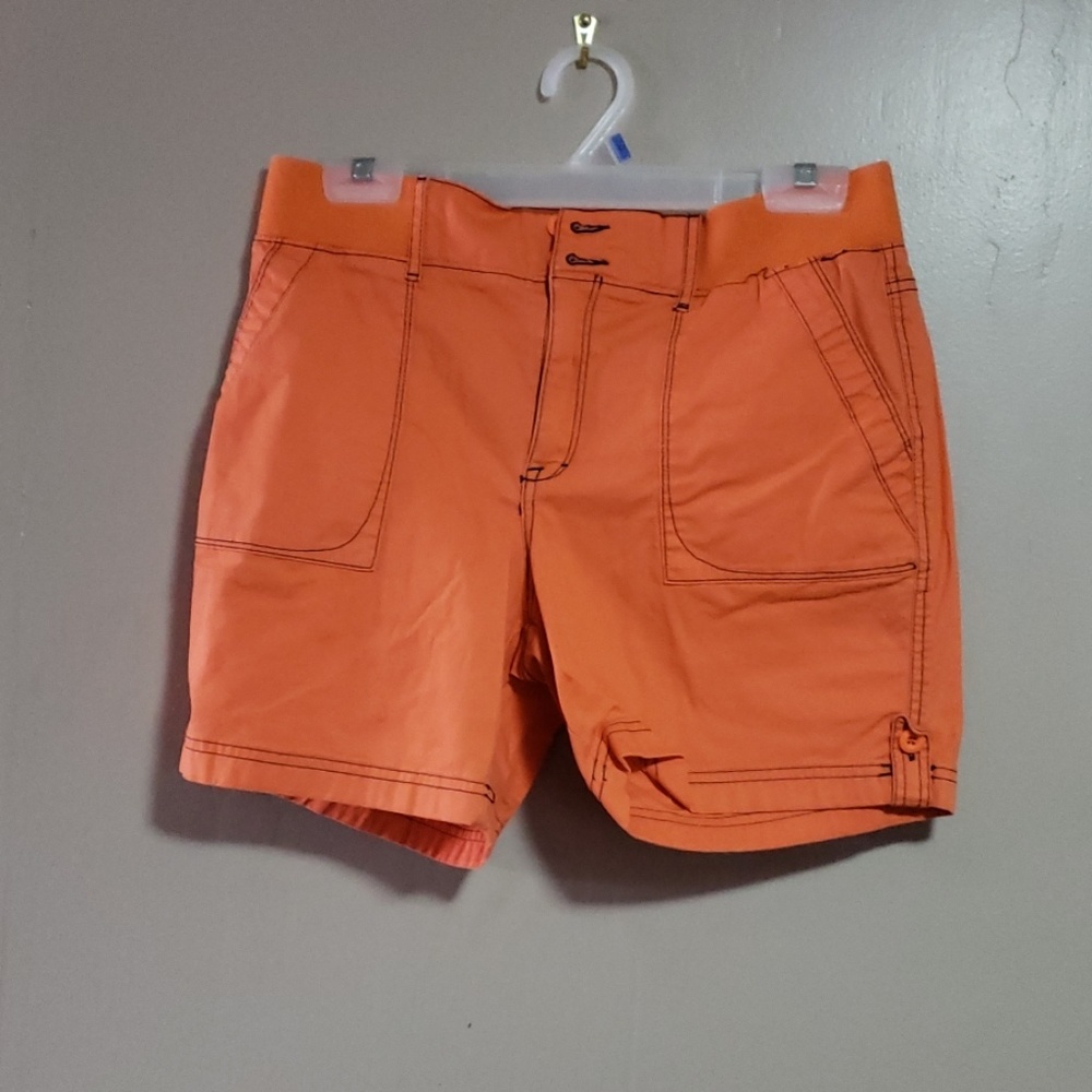 Jones NY Orange Shorts EUC SZ 6 Womens